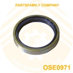 Komatsu 4D95 Engine crankshaft oil seals